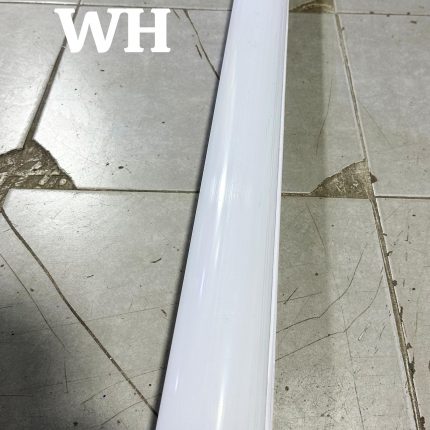 IP65-65 36W 4F WATERPROOF FITTING 6500K SUNSHINE